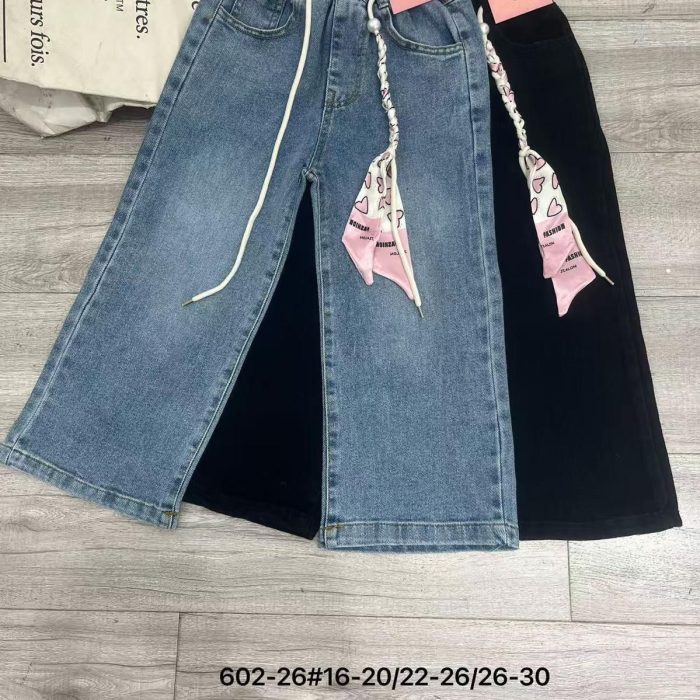 بنطلون بناتي خصر مغيط رجل عريضة